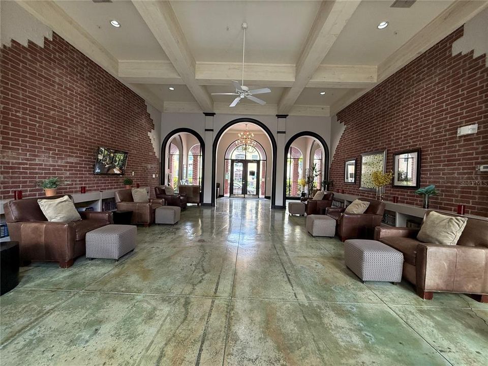 For Sale: $259,999 (2 beds, 2 baths, 1146 Square Feet)