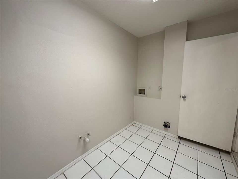 En Renta: $2,400 (3 camas, 2 baños, 1449 Pies cuadrados)