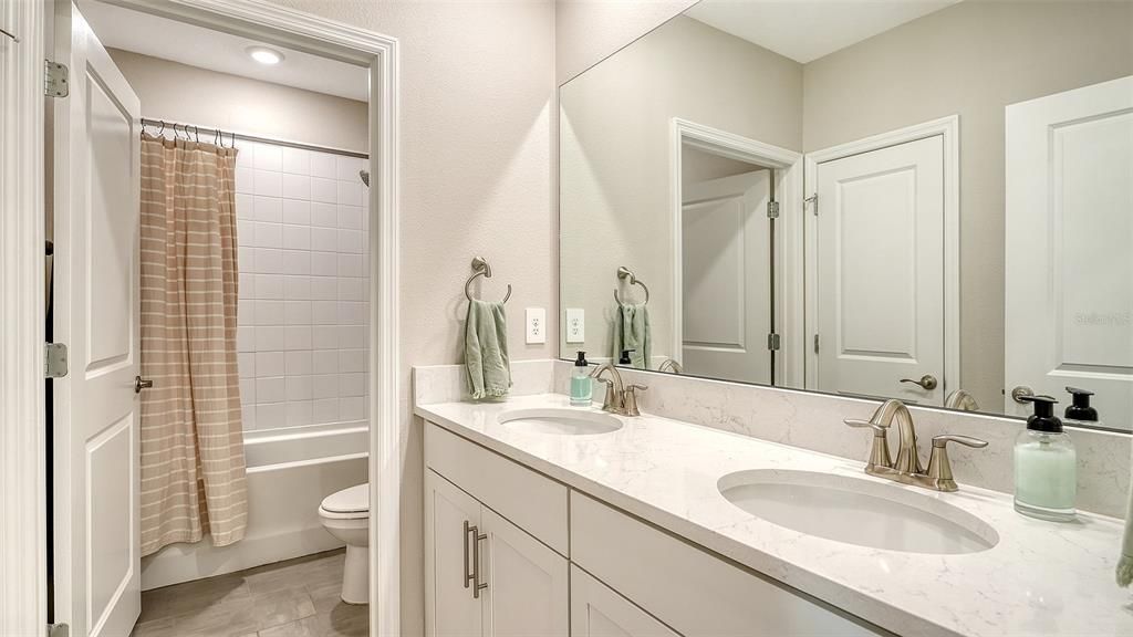 Active With Contract: $684,900 (4 beds, 3 baths, 3313 Square Feet)