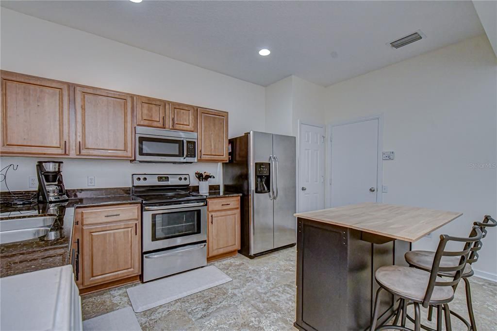 En Venta: $259,000 (3 camas, 2 baños, 1644 Pies cuadrados)