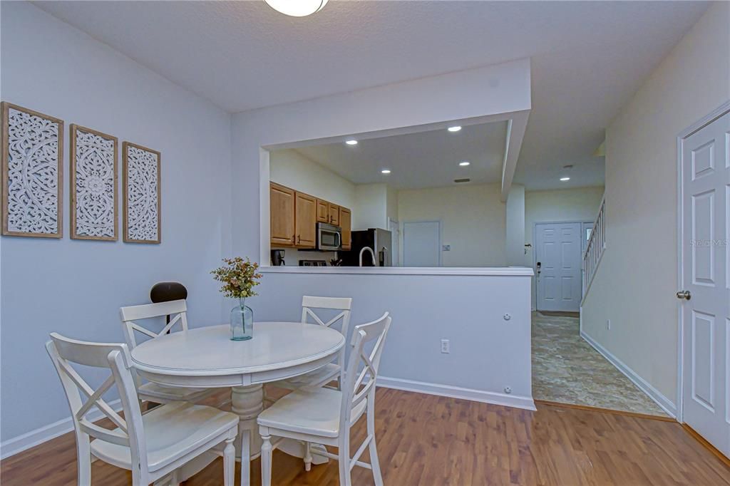 En Venta: $259,000 (3 camas, 2 baños, 1644 Pies cuadrados)