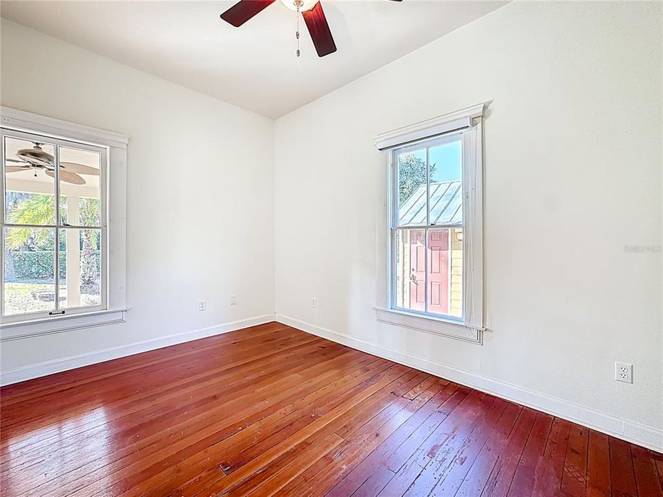 For Sale: $609,000 (4 beds, 3 baths, 2479 Square Feet)
