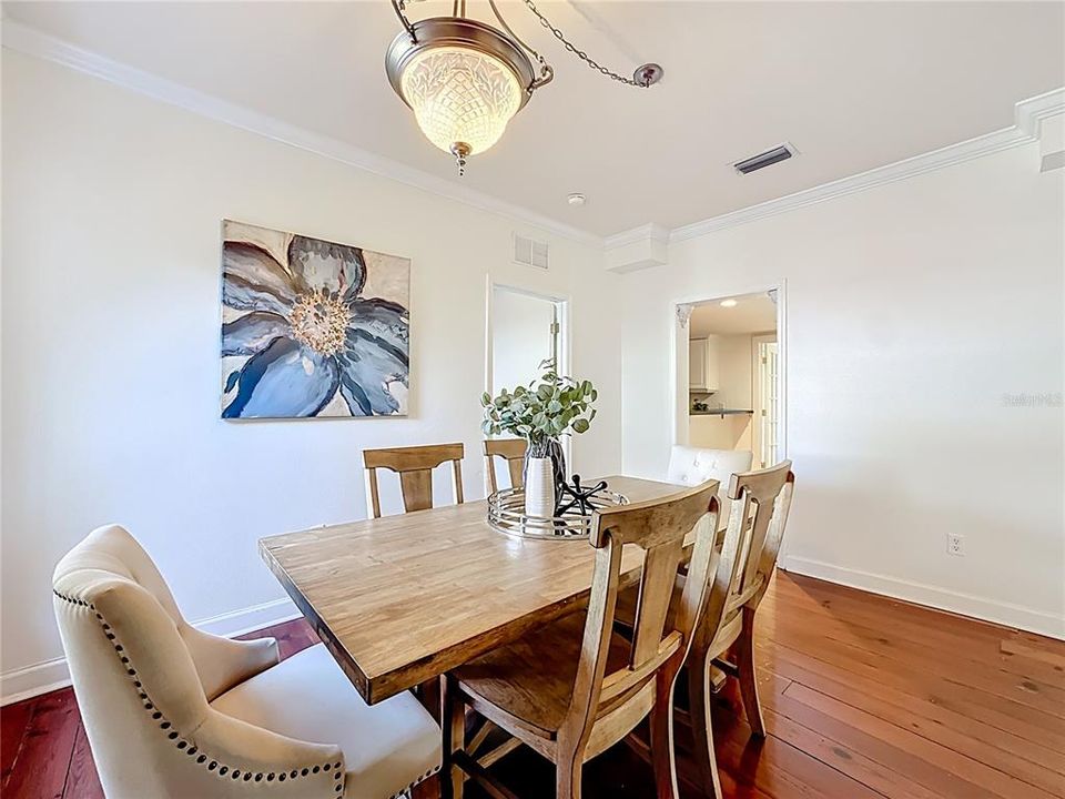 For Sale: $609,000 (4 beds, 3 baths, 2479 Square Feet)