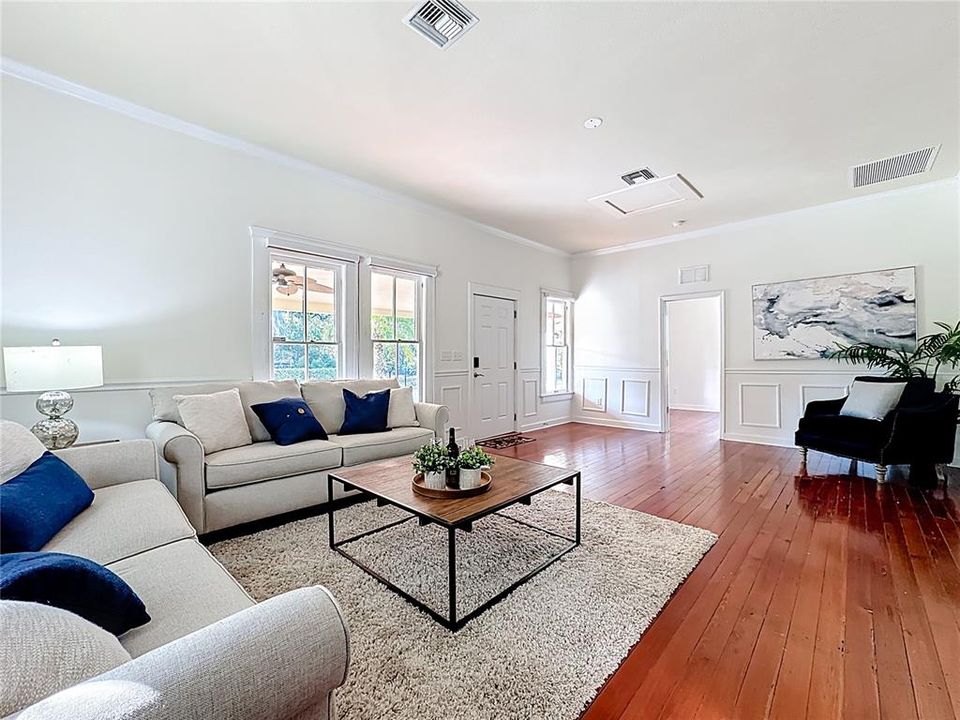 For Sale: $609,000 (4 beds, 3 baths, 2479 Square Feet)