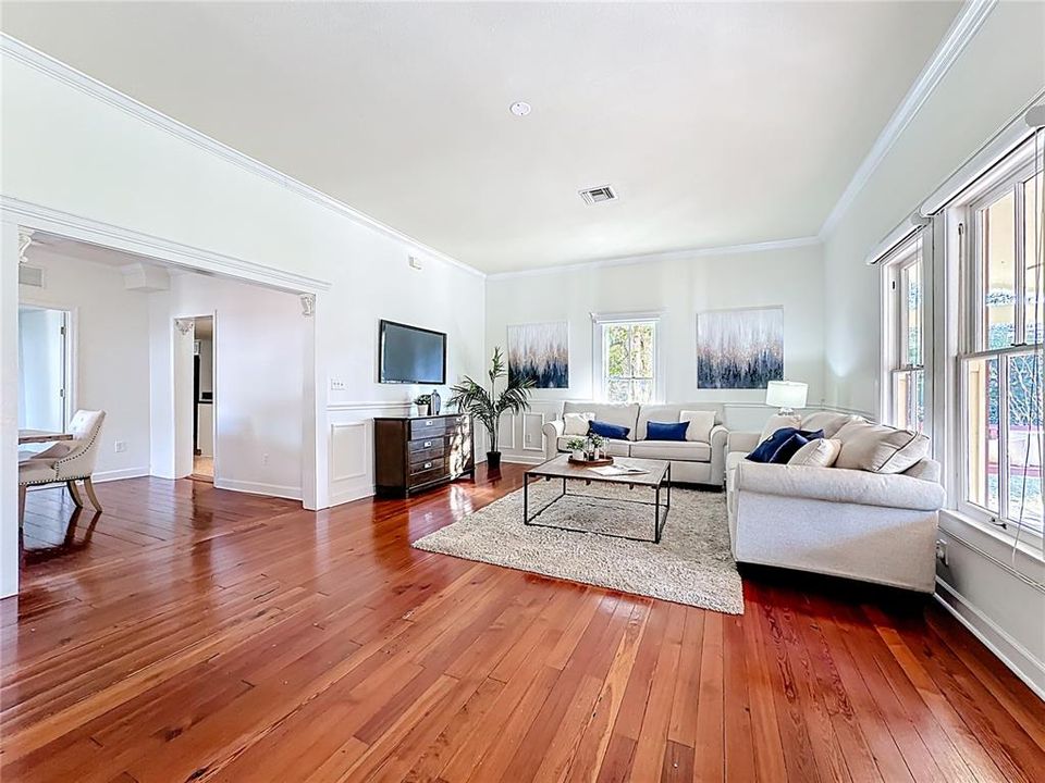 For Sale: $609,000 (4 beds, 3 baths, 2479 Square Feet)