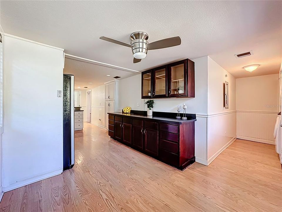 For Sale: $609,000 (4 beds, 3 baths, 2479 Square Feet)