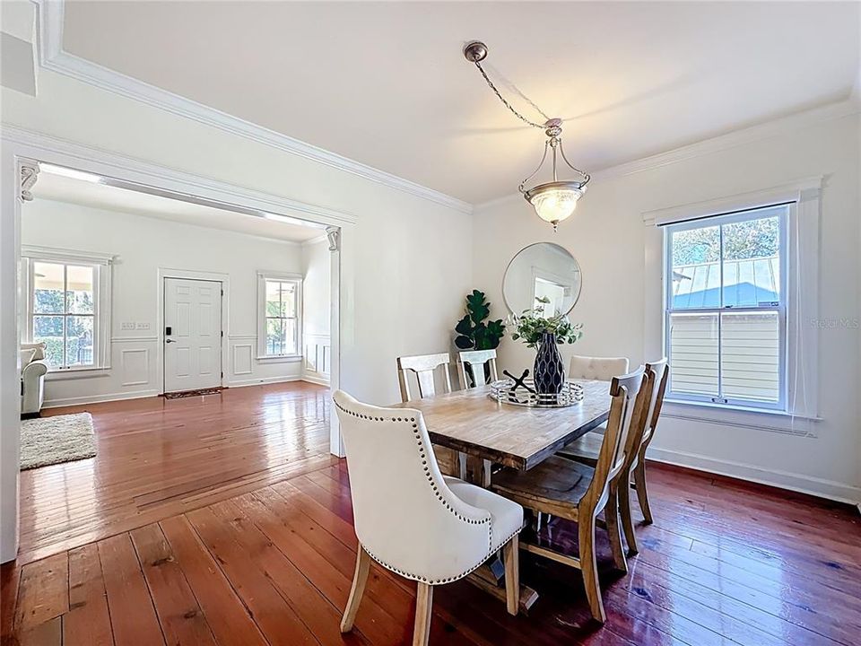 For Sale: $609,000 (4 beds, 3 baths, 2479 Square Feet)