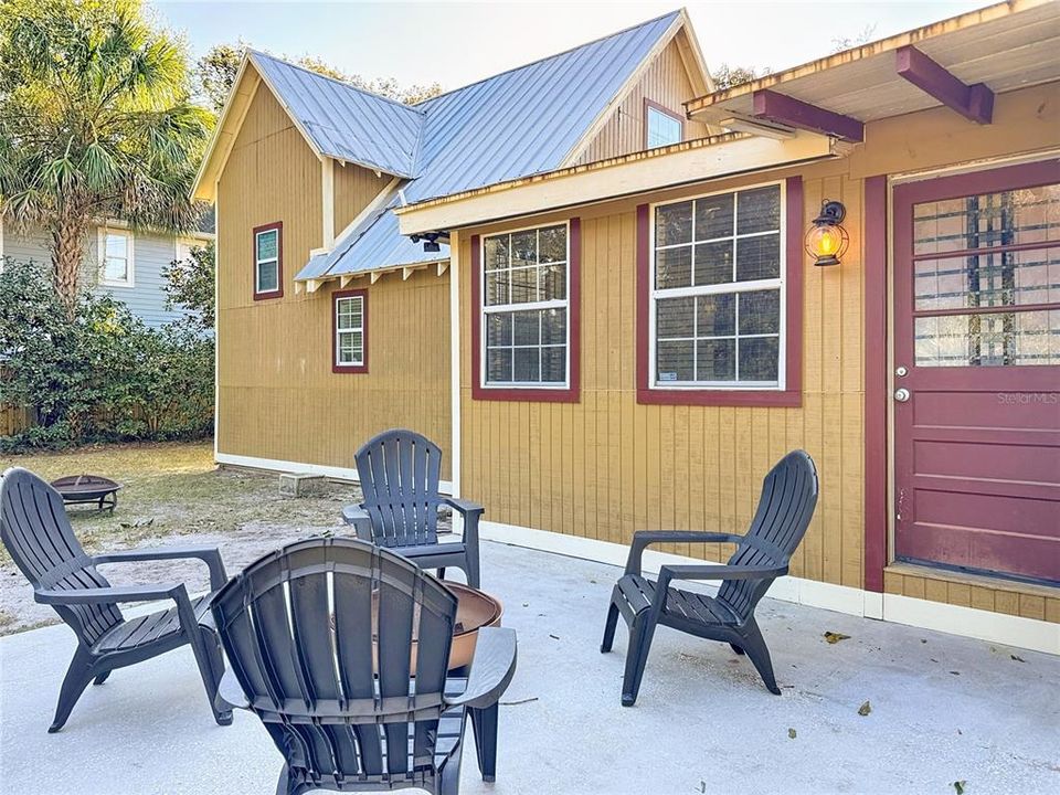 For Sale: $609,000 (4 beds, 3 baths, 2479 Square Feet)