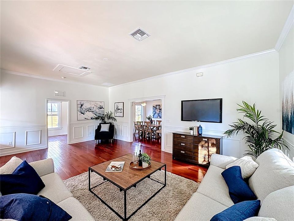 For Sale: $609,000 (4 beds, 3 baths, 2479 Square Feet)