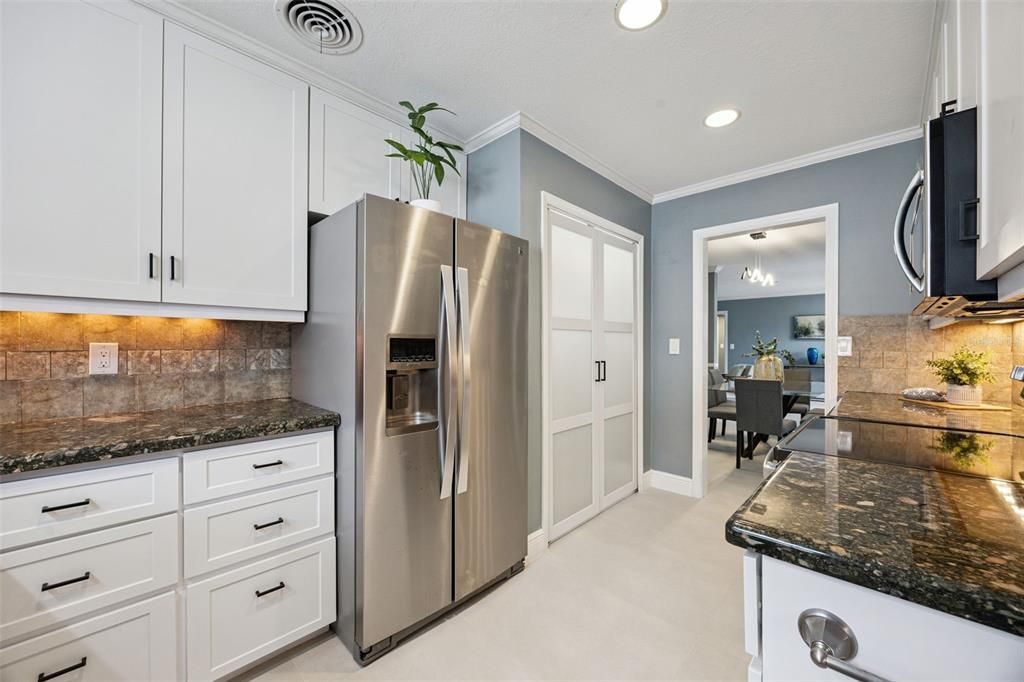 For Sale: $849,900 (5 beds, 3 baths, 2669 Square Feet)