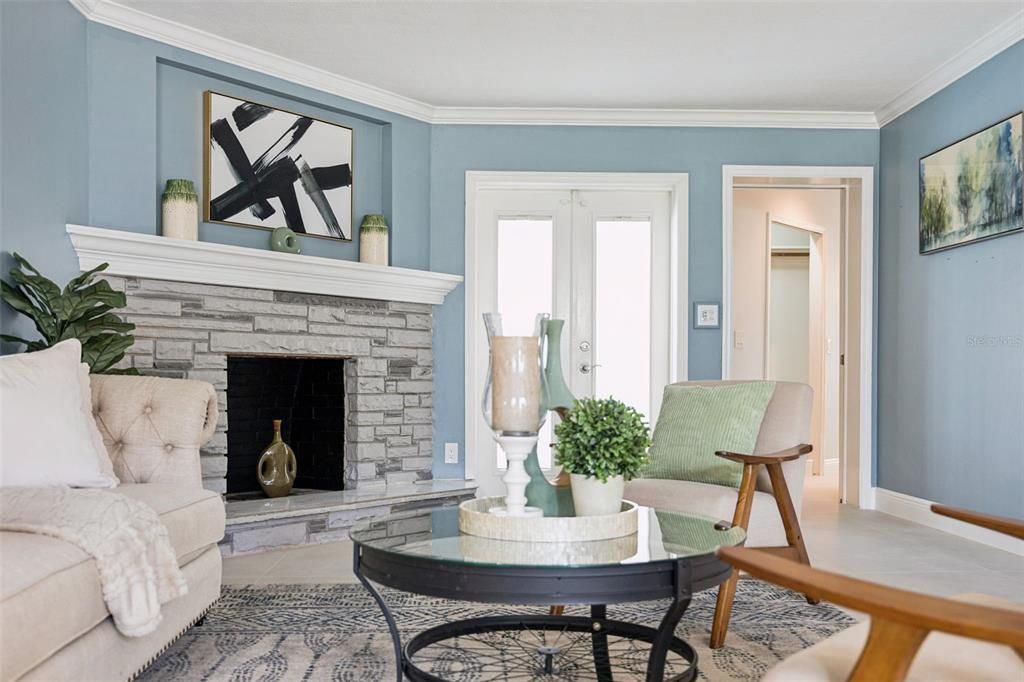 For Sale: $849,900 (5 beds, 3 baths, 2669 Square Feet)