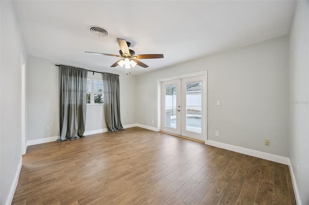 For Sale: $849,900 (5 beds, 3 baths, 2669 Square Feet)