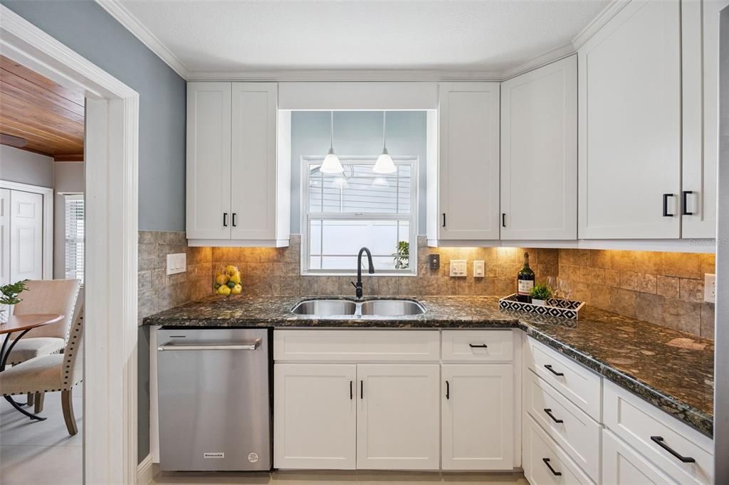 For Sale: $849,900 (5 beds, 3 baths, 2669 Square Feet)