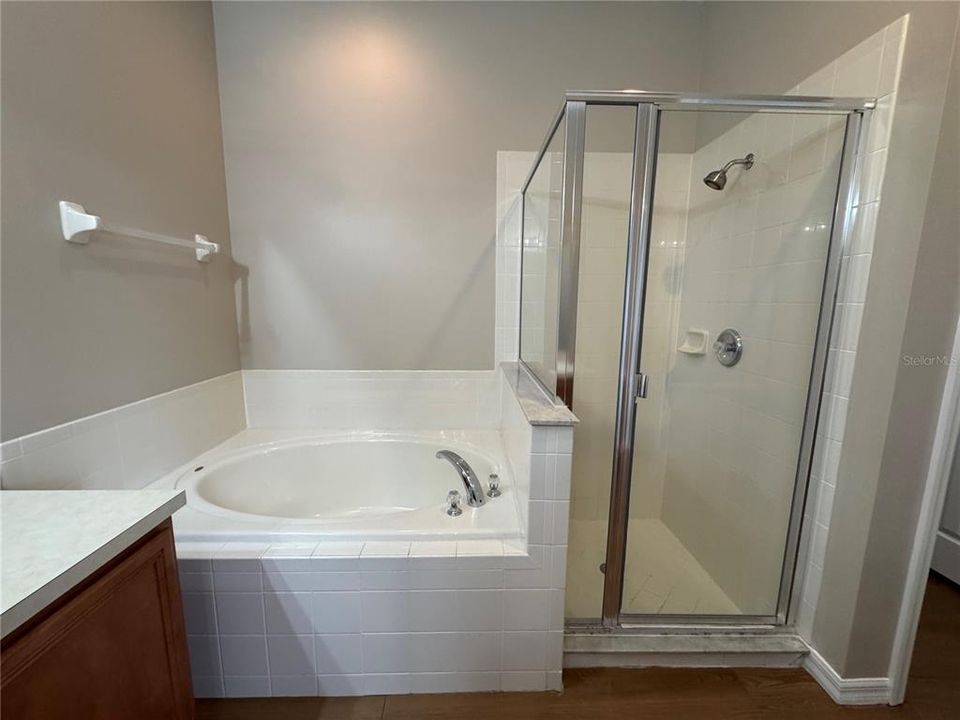 В аренду: $2,595 (4 спален, 2 ванн, 2052 Квадратных фут)