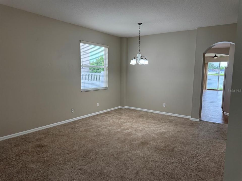 В аренду: $2,595 (4 спален, 2 ванн, 2052 Квадратных фут)