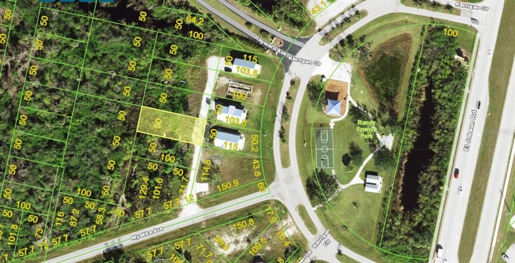На продажу: $10,900 (0.15 acres)