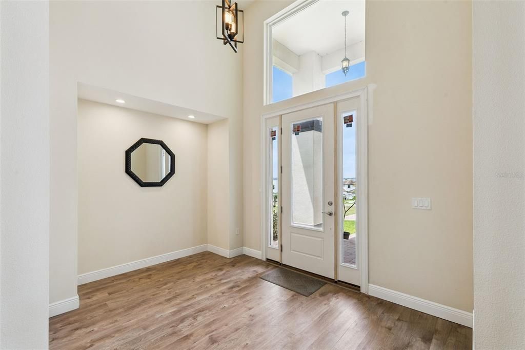 En Venta: $825,000 (3 camas, 3 baños, 2914 Pies cuadrados)