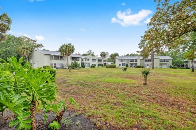 На продажу: $139,900 (2 спален, 1 ванн, 1058 Квадратных фут)