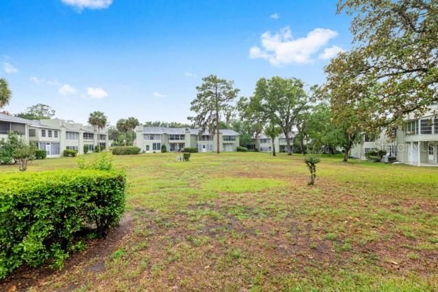 На продажу: $139,900 (2 спален, 1 ванн, 1058 Квадратных фут)