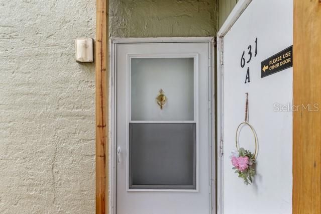На продажу: $139,900 (2 спален, 1 ванн, 1058 Квадратных фут)