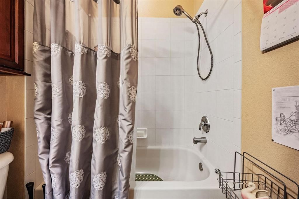 En Venta: $449,900 (2 camas, 2 baños, 2090 Pies cuadrados)