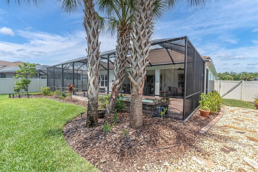 Active With Contract: $935,000 (4 beds, 3 baths, 2755 Square Feet)
