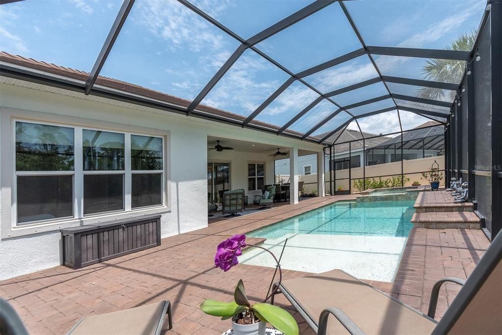 Active With Contract: $935,000 (4 beds, 3 baths, 2755 Square Feet)