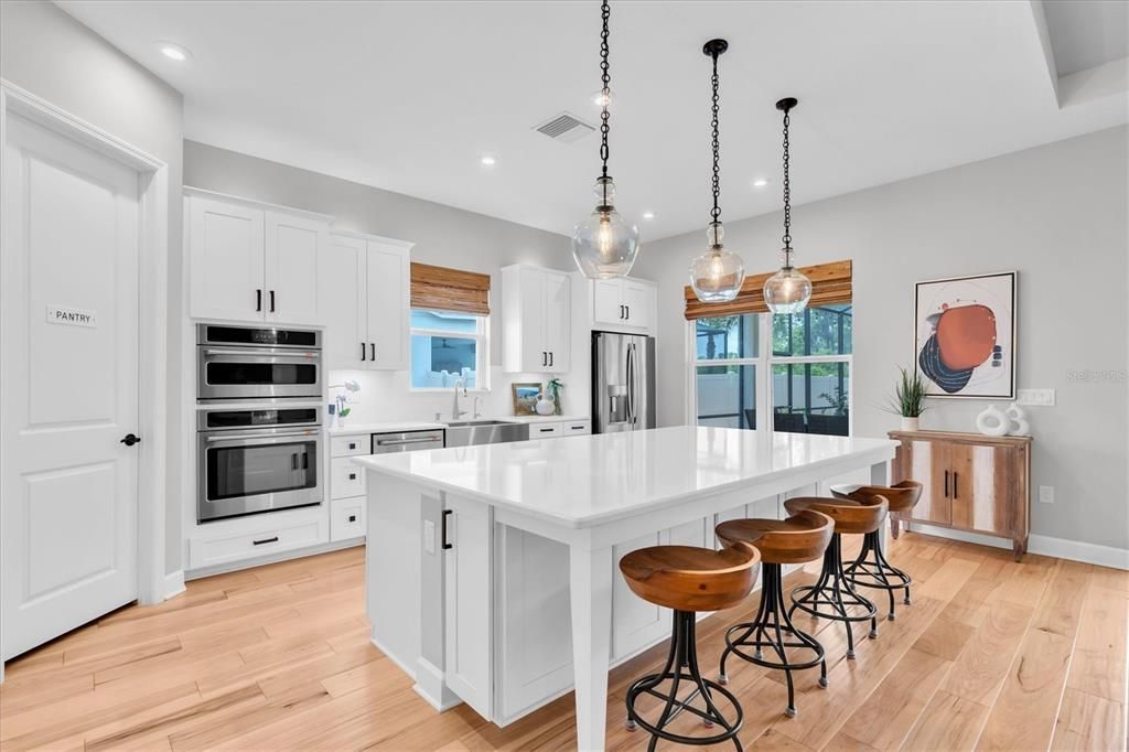 Active With Contract: $935,000 (4 beds, 3 baths, 2755 Square Feet)