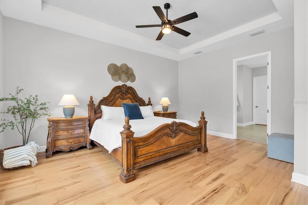 Active With Contract: $935,000 (4 beds, 3 baths, 2755 Square Feet)