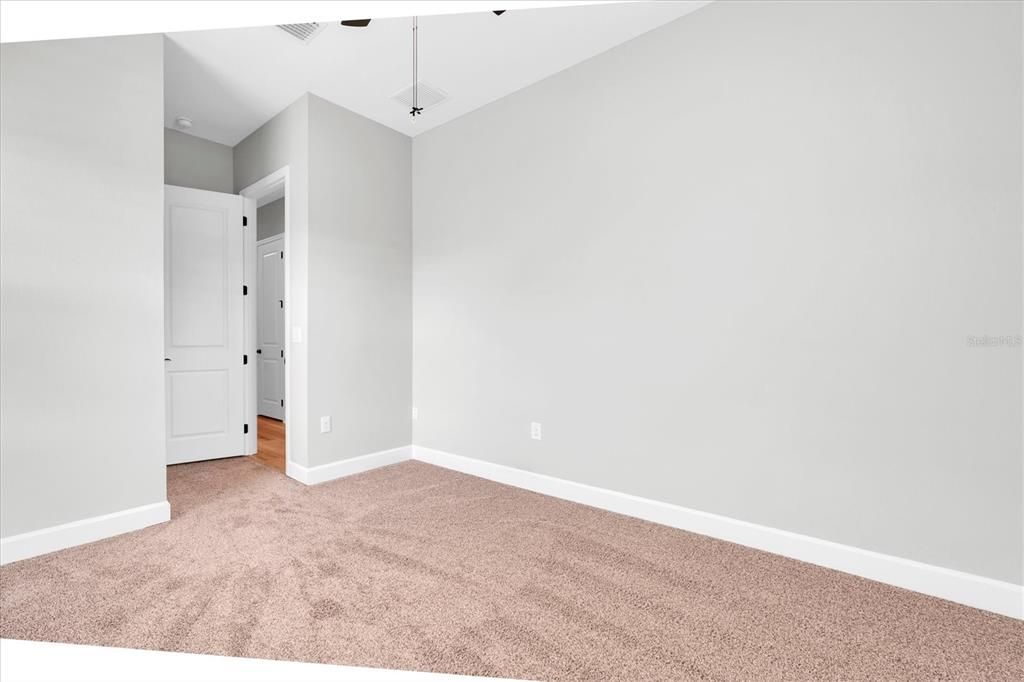 Active With Contract: $935,000 (4 beds, 3 baths, 2755 Square Feet)