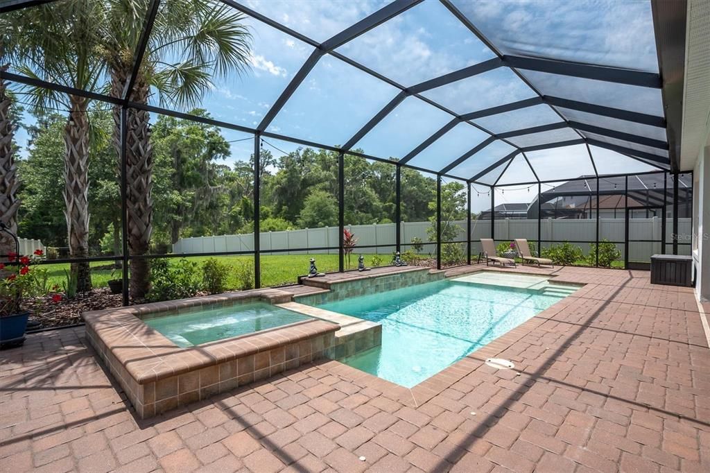 Active With Contract: $935,000 (4 beds, 3 baths, 2755 Square Feet)