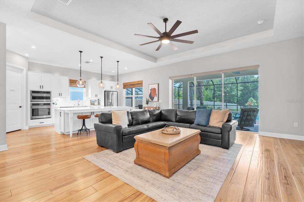 Active With Contract: $935,000 (4 beds, 3 baths, 2755 Square Feet)