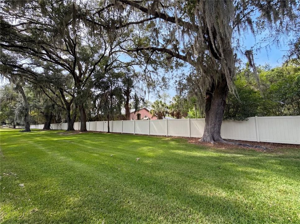 For Sale: $222,000 (3 beds, 2 baths, 1573 Square Feet)