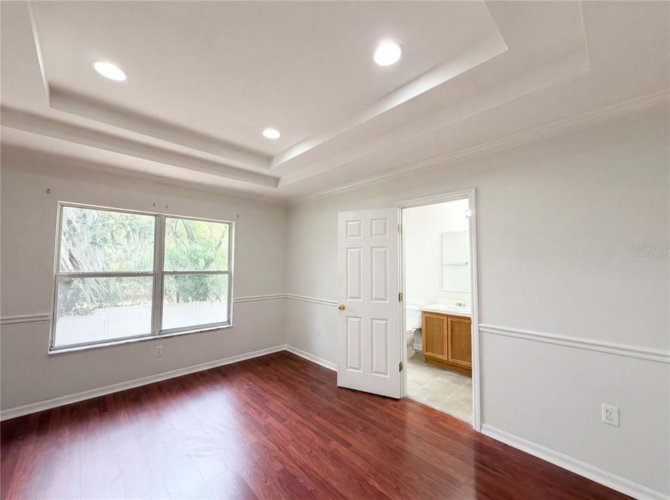 For Sale: $222,000 (3 beds, 2 baths, 1573 Square Feet)