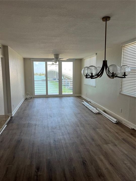 For Rent: $3,200 (2 beds, 2 baths, 1150 Square Feet)