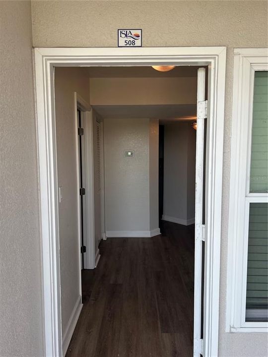 For Rent: $3,200 (2 beds, 2 baths, 1150 Square Feet)
