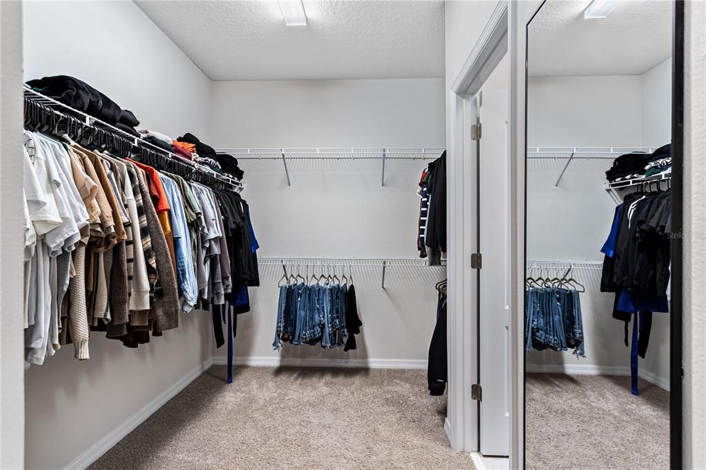 For Sale: $359,000 (3 beds, 2 baths, 1807 Square Feet)