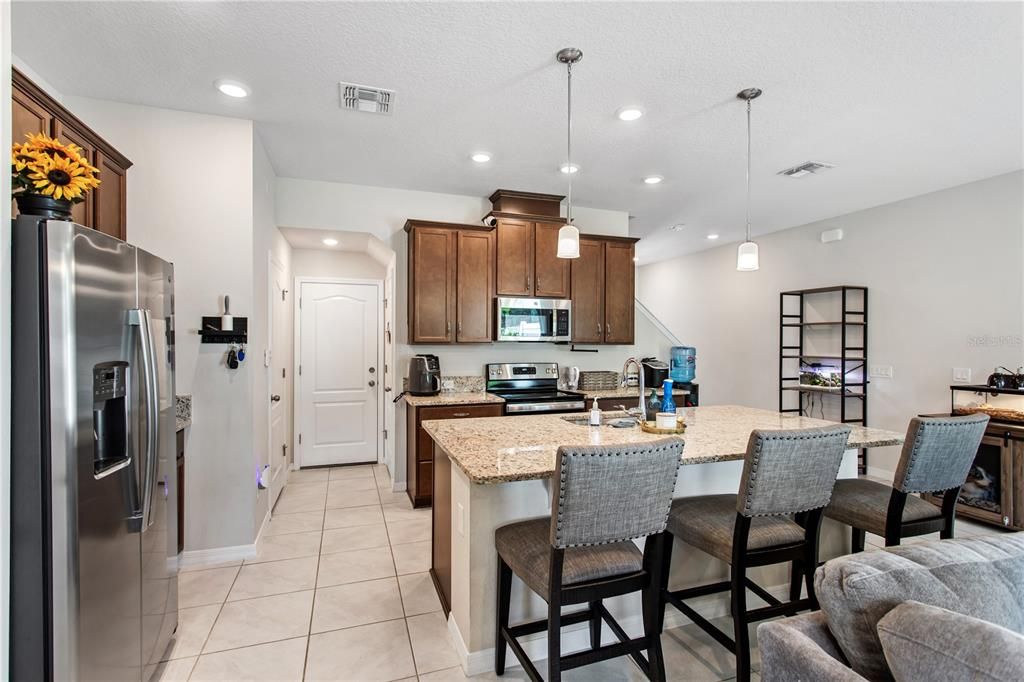 For Sale: $359,000 (3 beds, 2 baths, 1807 Square Feet)