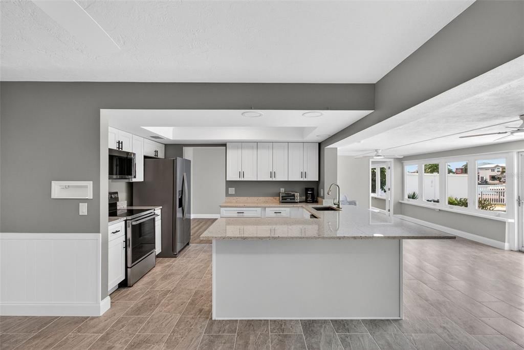 For Rent: $4,750 (3 beds, 2 baths, 2176 Square Feet)
