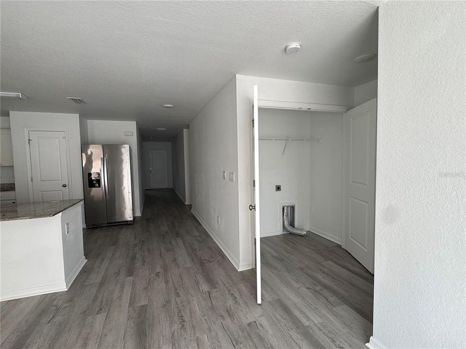 В аренду: $1,795 (3 спален, 2 ванн, 1446 Квадратных фут)