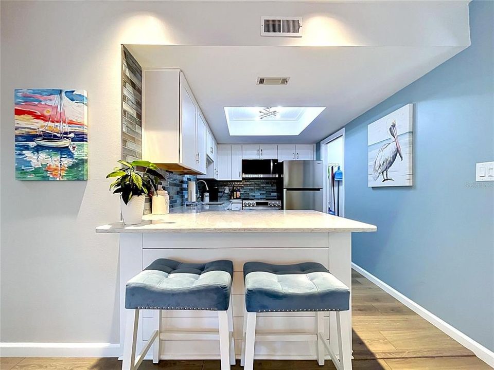 For Sale: $249,500 (2 beds, 2 baths, 1050 Square Feet)