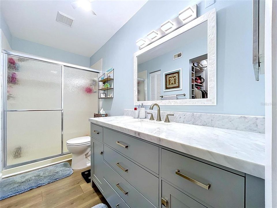 For Sale: $249,500 (2 beds, 2 baths, 1050 Square Feet)