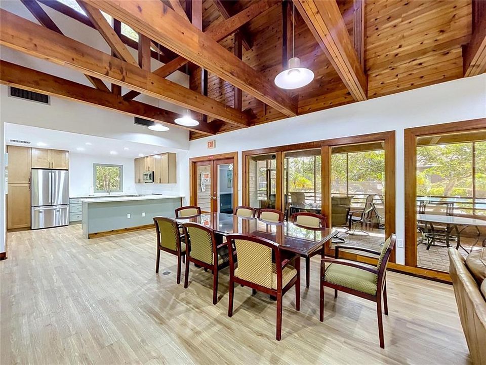 For Sale: $249,500 (2 beds, 2 baths, 1050 Square Feet)