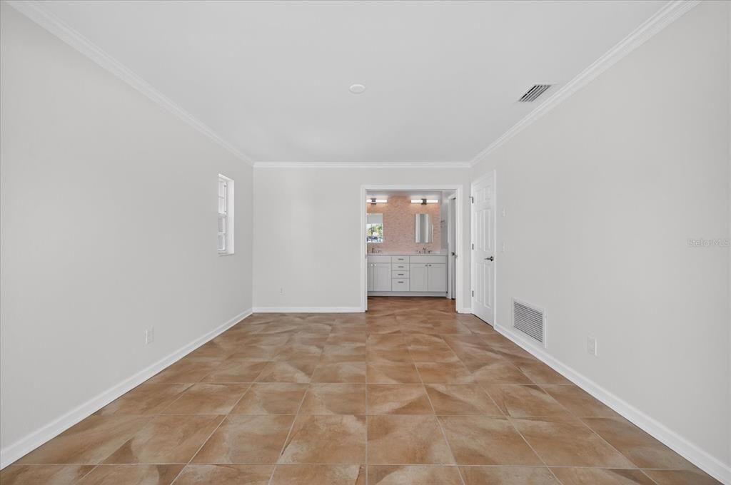 En Venta: $950,000 (2 camas, 2 baños, 1895 Pies cuadrados)