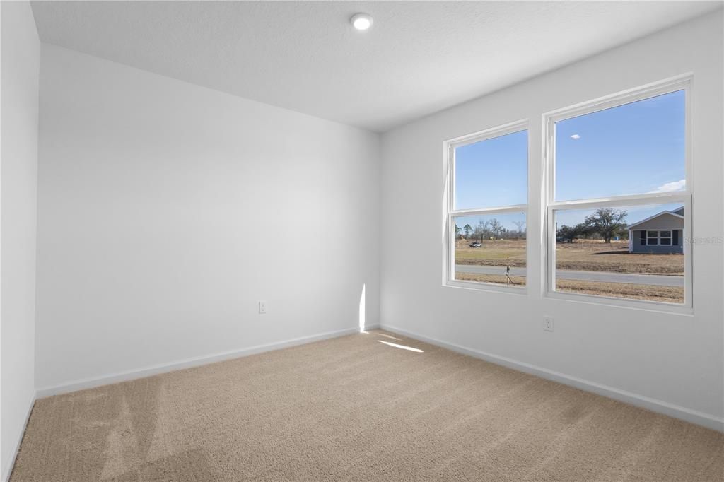For Sale: $299,990 (4 beds, 2 baths, 1684 Square Feet)