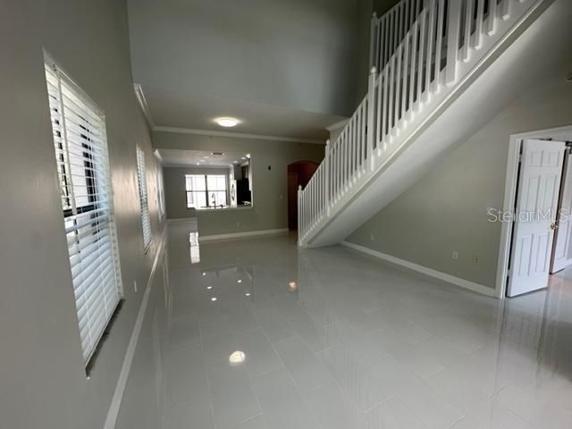 En Renta: $3,450 (2 camas, 2 baños, 1827 Pies cuadrados)