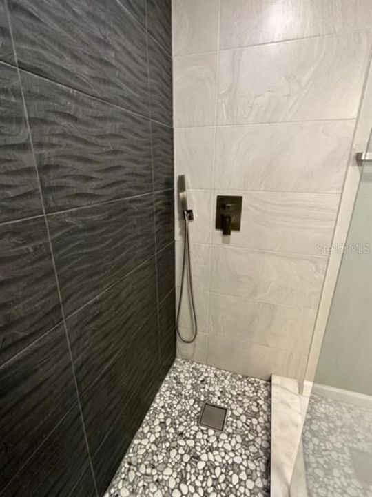 En Renta: $3,450 (2 camas, 2 baños, 1827 Pies cuadrados)