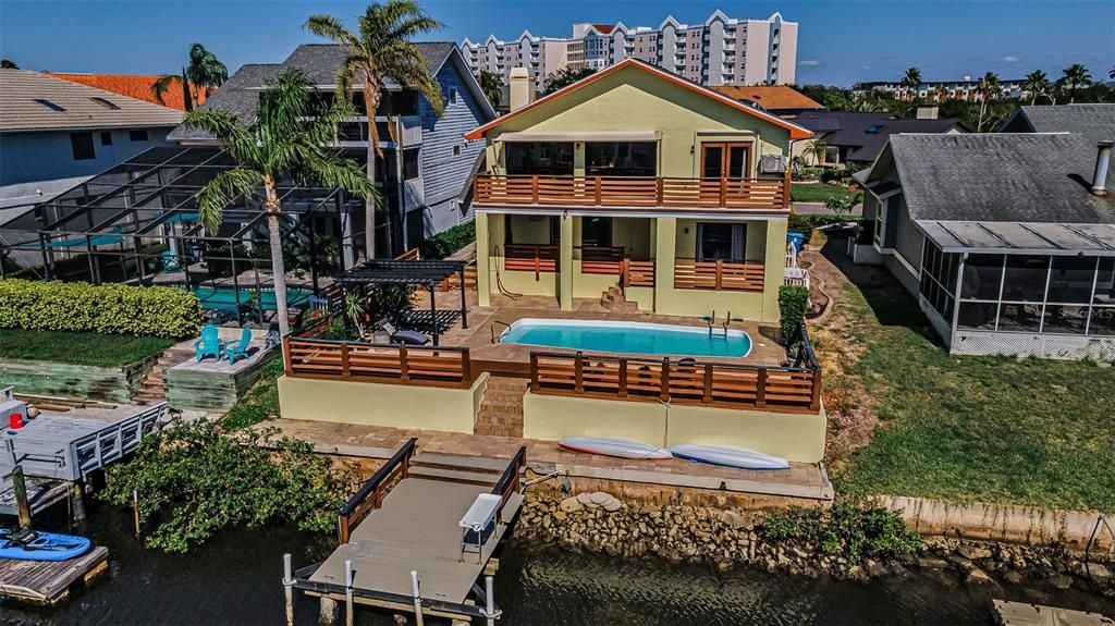 En Venta: $744,900 (4 camas, 3 baños, 3228 Pies cuadrados)
