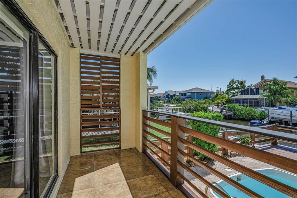 En Venta: $744,900 (4 camas, 3 baños, 3228 Pies cuadrados)