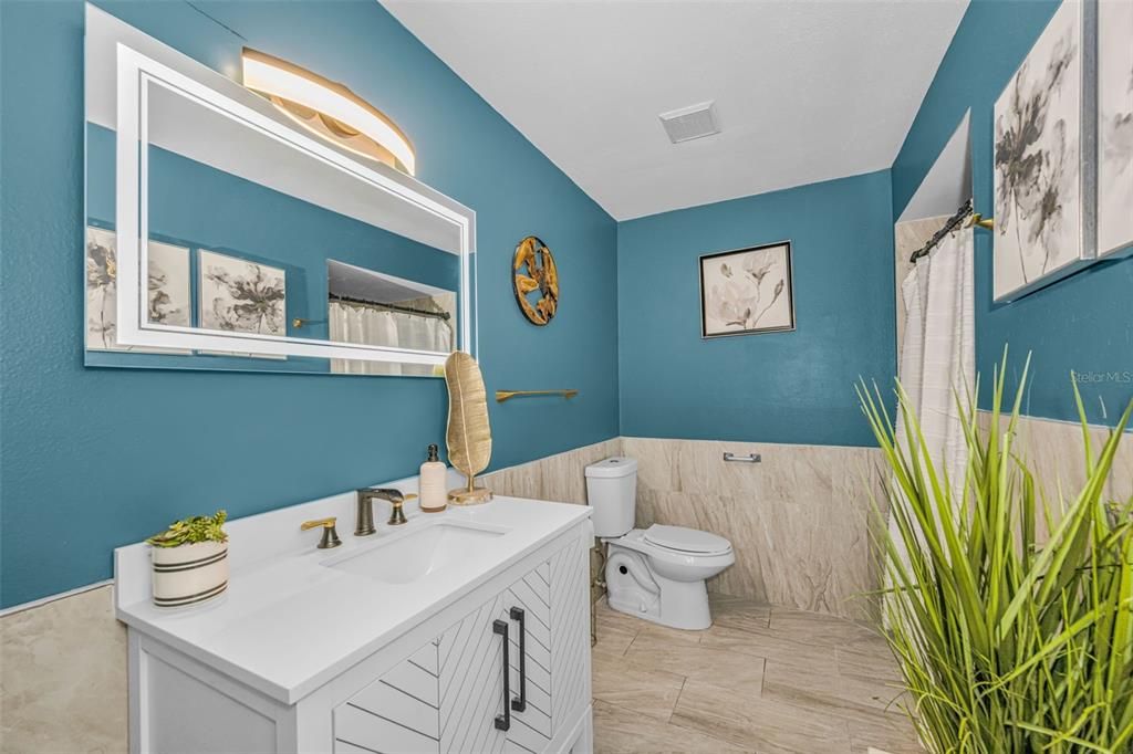 En Venta: $744,900 (4 camas, 3 baños, 3228 Pies cuadrados)